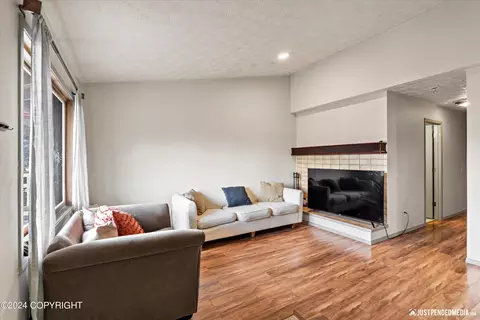 9610 Morningside Loop # B12, Anchorage, AK 99515 photo 2
