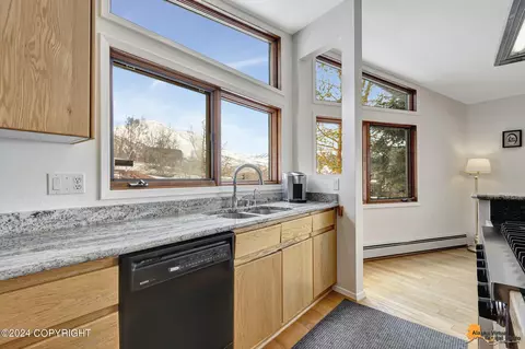 Kitchen - 8301 E 130th Ave, Anchorage, AK 99516 photo 5 of 6