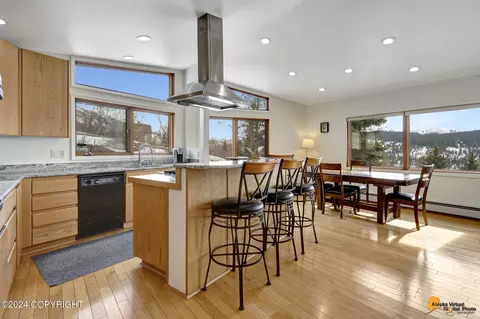 Kitchen - 8301 E 130th Ave, Anchorage, AK 99516 photo 4 of 6