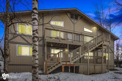 2629 Palmer Ct, Anchorage, AK 99508