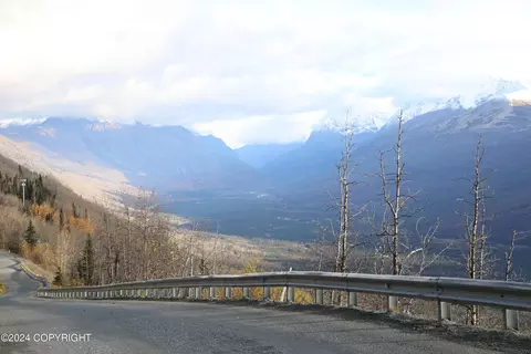 22069 Lynx Way, Eagle River, AK 99577