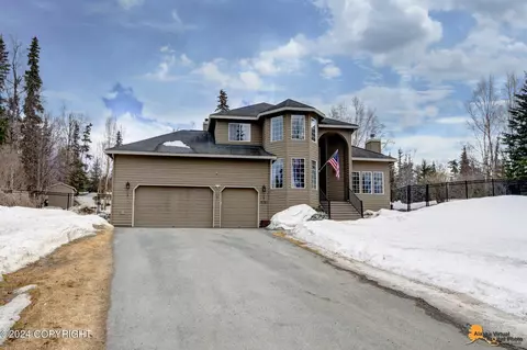15151 Oxford Bluff Cir, Anchorage, AK 99516