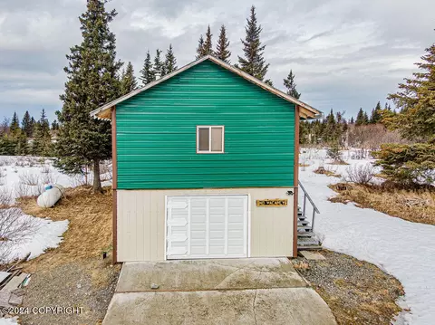Exterior - 67470 Fishhook Rd, Ninilchik, AK 99639 photo 3 of 7