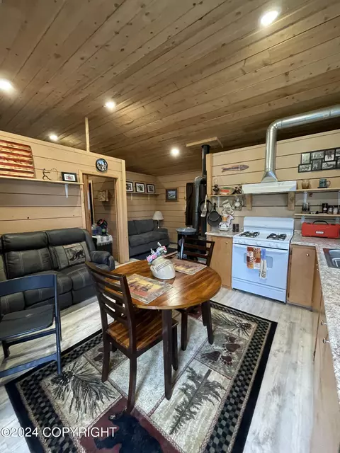 Kitchen - 67470 Fishhook Rd, Ninilchik, AK 99639 photo 1 of 2