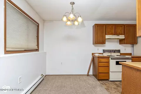 241 Mccarrey St # 3, Anchorage, AK 99508 photo 5