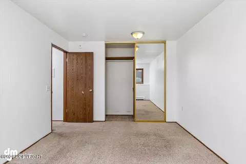 241 Mccarrey St # 3, Anchorage, AK 99508 photo 13