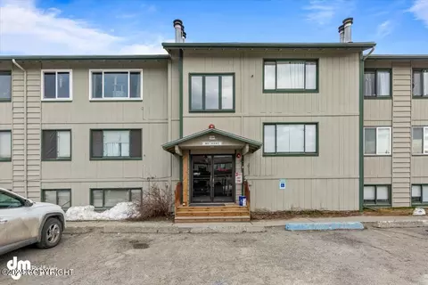 241 Mccarrey St # 3, Anchorage, AK 99508