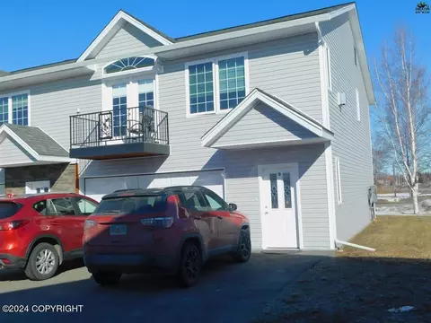 2670 Bald Eagle Ct, North Pole, AK 99705