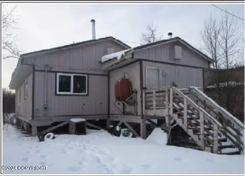123 Spruce Ave, Aniak, AK 99557