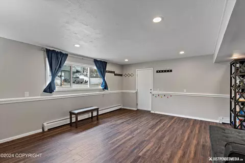 6045 Staedem Dr, Anchorage, AK 99504 photo 34