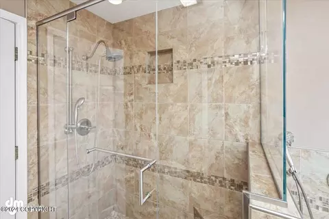 Bath - 13509 Vasili Dr, Eagle River, AK 99577 photo 5 of 8