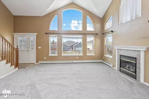 Living - 13509 Vasili Dr, Eagle River, AK 99577 photo 2 of 5
