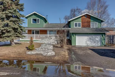 7081 Chad St, Anchorage, AK 99518