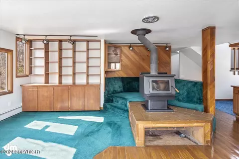 Living - 15712 Shims St, Chugiak, AK 99567 photo 2 of 5