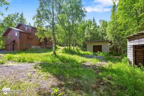 Exterior - 15712 Shims St, Chugiak, AK 99567 photo 4 of 17