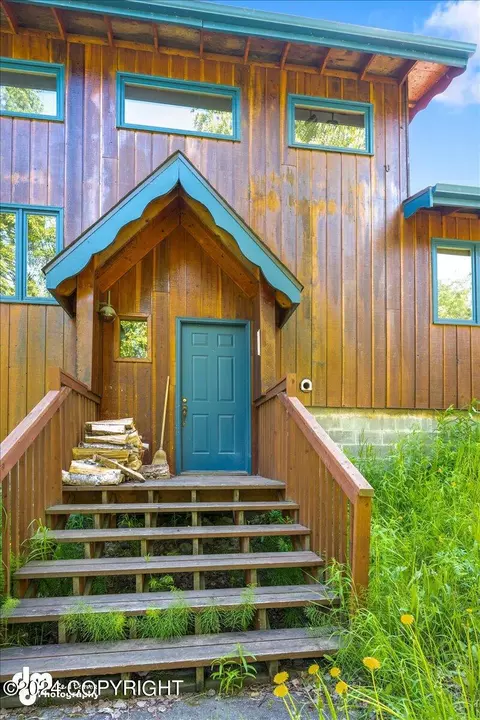 Exterior - 15712 Shims St, Chugiak, AK 99567 photo 14 of 17