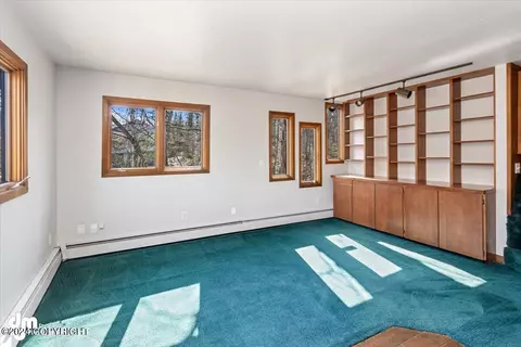Living - 15712 Shims St, Chugiak, AK 99567 photo 3 of 5
