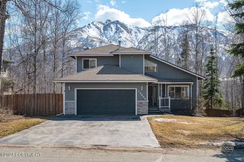 19606 S Mitkof Loop, Eagle River, AK 99577