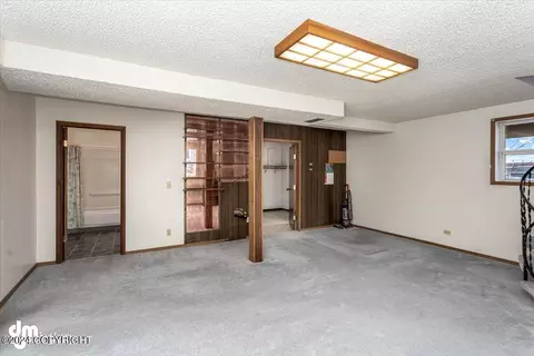 Exterior - 11339 Borealis St, Eagle River, AK 99577 photo 4 of 13