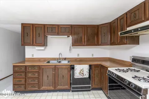 Kitchen - 11339 Borealis St, Eagle River, AK 99577 photo 3 of 5