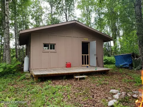 48266 S Dolly Varden Dr, Willow, AK 99688