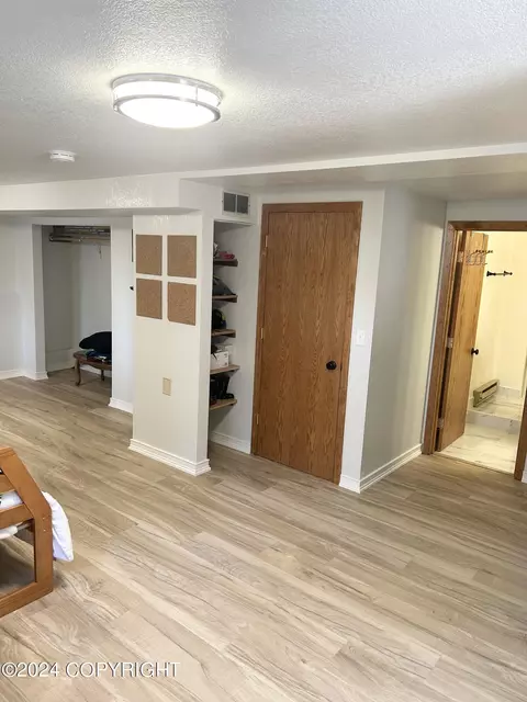 9341 Stuart Cir, Eagle River, AK 99577 photo 32