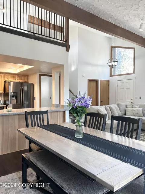 9341 Stuart Cir, Eagle River, AK 99577
