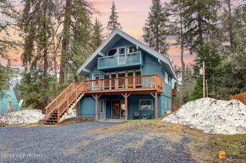 236 Garmisch Rd, Girdwood, AK 99587