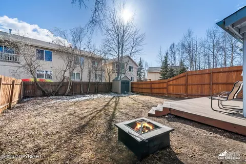 Exterior - 11844 Copper Mountain Dr, Eagle River, AK 99577 photo 7 of 10