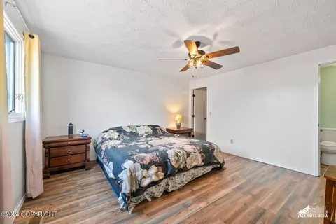 Bedroom - 11844 Copper Mountain Dr, Eagle River, AK 99577 photo 2 of 5