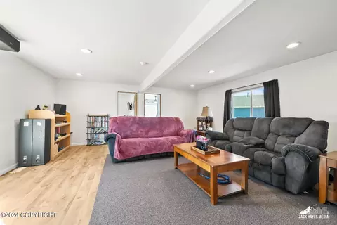 Living - 4780 E Crane Rd, Wasilla, AK 99654 photo 1 of 4