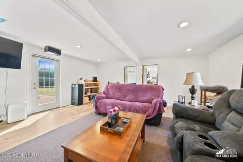 Living - 4780 E Crane Rd, Wasilla, AK 99654 photo 2 of 4