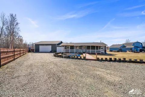 Exterior - 4780 E Crane Rd, Wasilla, AK 99654 photo 4 of 28