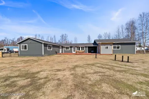 Exterior - 4780 E Crane Rd, Wasilla, AK 99654 photo 21 of 28