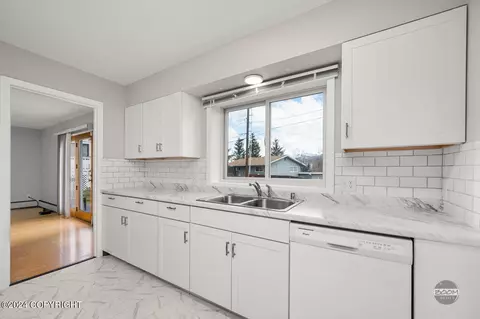 Kitchen - 1722 Brink Dr, Anchorage, AK 99504 photo 4 of 5