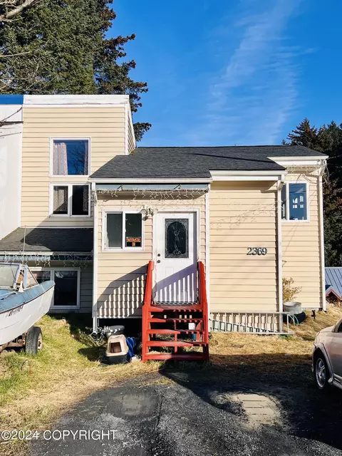 2369 Beaver Lake Dr, Kodiak, AK 99615