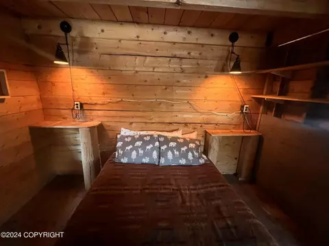 Bedroom - 17877 Arcturus Loop, Ninilchik, AK 99639 photo 3 of 5