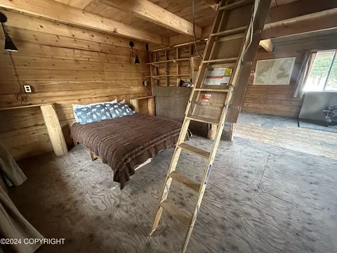 Bedroom - 17877 Arcturus Loop, Ninilchik, AK 99639 photo 4 of 5