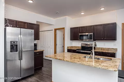 Kitchen - 2658 Desert Eagle Loop, North Pole, AK 99705 photo 2 of 3