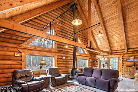 19658 Creek Way, Chugiak, AK 99567
