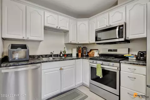 2022 E 73rd Ave # 2, Anchorage, AK 99507 photo 10