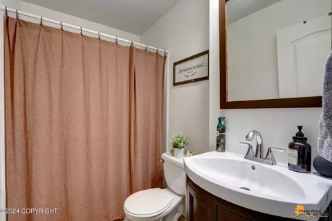 2022 E 73rd Ave # 2, Anchorage, AK 99507 photo 22