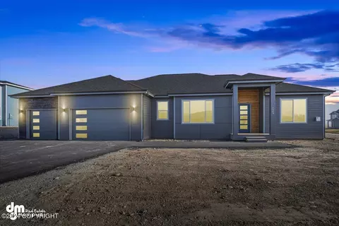 2463 S Sunrise View Cir, Palmer, AK 99645