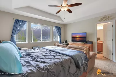 Bedroom - 20567 Pine Crest Ln, Eagle River, AK 99577 photo 4 of 11