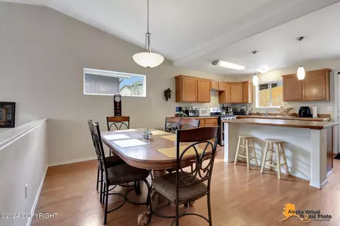 Dining - 20567 Pine Crest Ln, Eagle River, AK 99577 photo 4 of 4