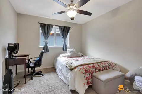 Bedroom - 20567 Pine Crest Ln, Eagle River, AK 99577 photo 9 of 11