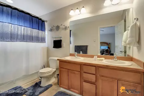 Bath - 20567 Pine Crest Ln, Eagle River, AK 99577 photo 1 of 3