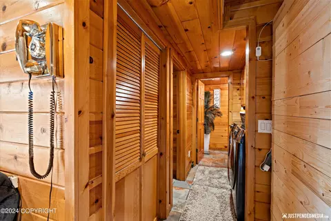 Entry Way - 2016 Mount Kiliak Cir, Eagle River, AK 99577 photo 6 of 6