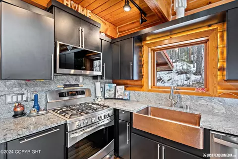 Kitchen - 2016 Mount Kiliak Cir, Eagle River, AK 99577 photo 2 of 4