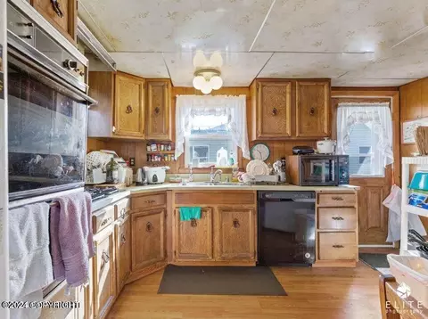 1237 H St, Anchorage, AK 99501 photo 21